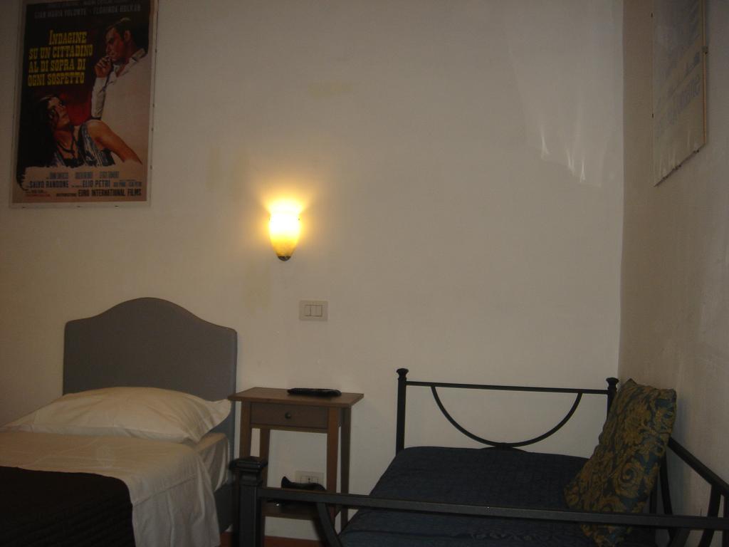 Bed & Breakfast Flavia 84 Róma Szoba fotó