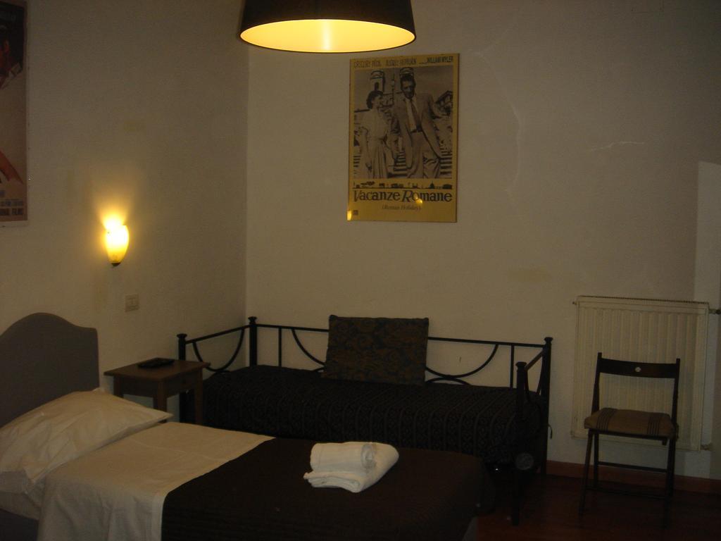 Bed & Breakfast Flavia 84 Róma Szoba fotó
